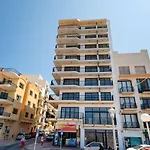 Lejlighed Islet Promenade Seafront Family With 2 Balconies By Getawaysmalta