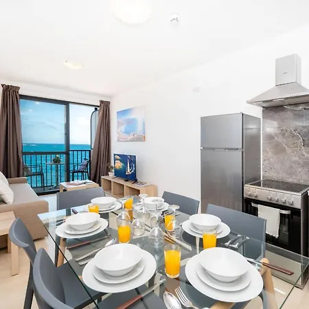 Islet Promenade Seafront Family With 2 Balconies By Getawaysmalta Apartman *