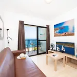 Apartman Islet Promenade Seafront Family With 2 Balconies By Getawaysmalta