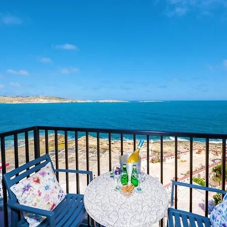 Islet Promenade Seafront Family With 2 Balconies By Getawaysmalta * St. Paul's Bay