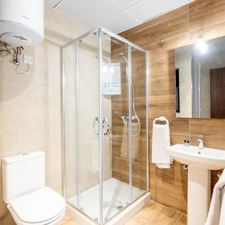 Apartamento Islet Promenade Seafront Family With 2 Balconies By Getawaysmalta