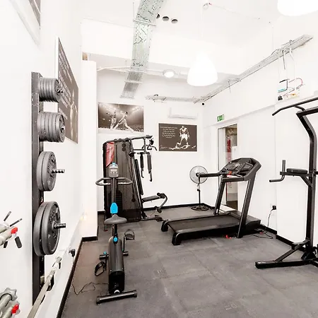 Islet Promenade Seafront Family With 2 Balconies By Getawaysmalta * St. Paul's Bay