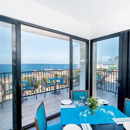 Islet Promenade Seafront Family With 2 Balconies By Getawaysmalta * St. Paul's Bay