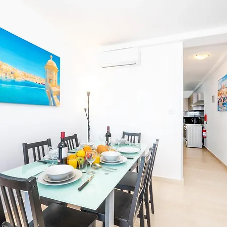 Apartman Islet Promenade Seafront Family With 2 Balconies By Getawaysmalta *