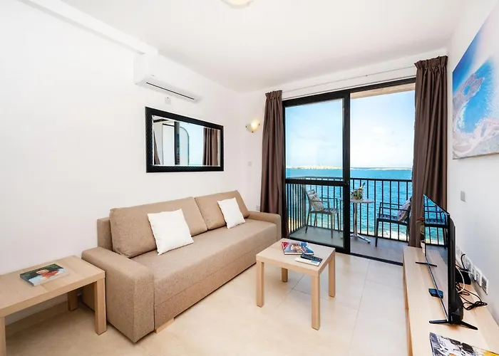 Apartament Islet Promenade Seafront Family With 2 Balconies By Getawaysmalta St Paul's Bay