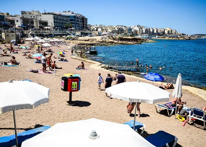 Islet Promenade Seafront Family With 2 Balconies By Getawaysmalta Apartament *