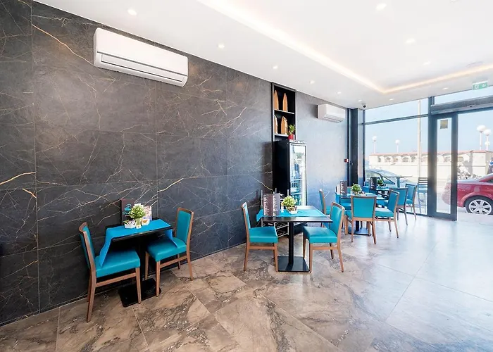 Islet Promenade Seafront Family With 2 Balconies By Getawaysmalta Apartament St Paul's Bay