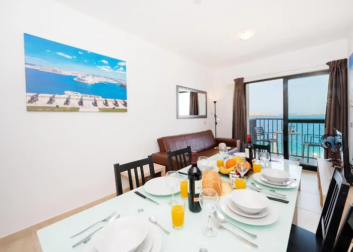 Islet Promenade Seafront Family With 2 Balconies By Getawaysmalta St Paul's Bay